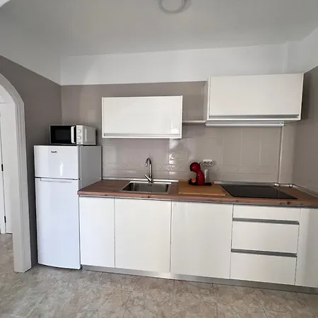 Seaview 2 Bedroom *