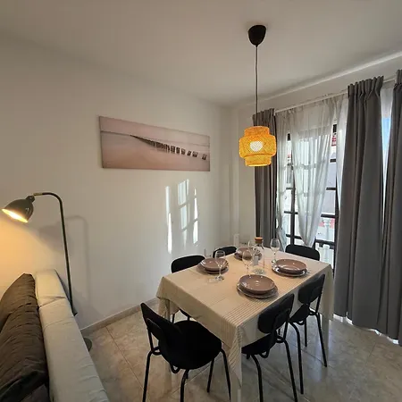 2 Bedroom With Solarium Terrace Διαμέρισμα *
