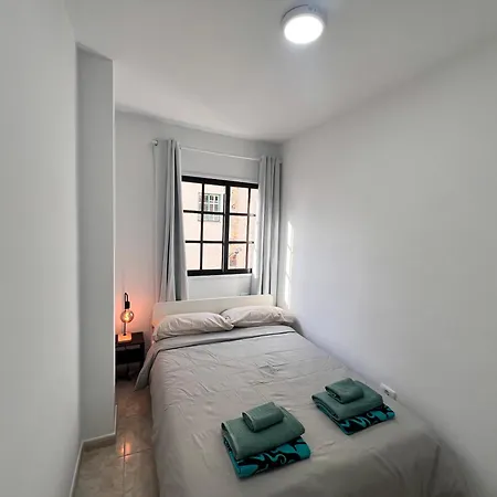 2 Bedroom With Solarium Terrace Lägenhet *