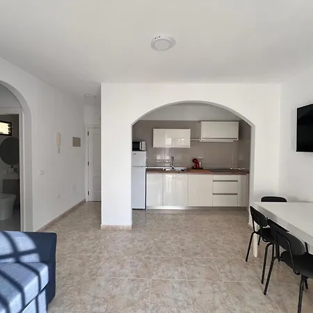 Daire 2 Bedroom With Solarium Terrace